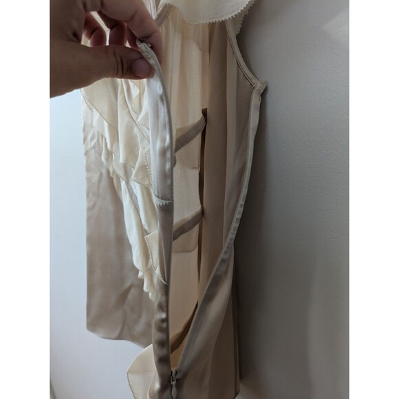 White House Black Market Champagne Silk Stretch Cascading Ruffle Dainty Top Sz 6 - Picture 3 of 12